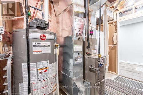 135 Kinsman Drive, Hamilton, ON - Indoor Photo Showing Basement