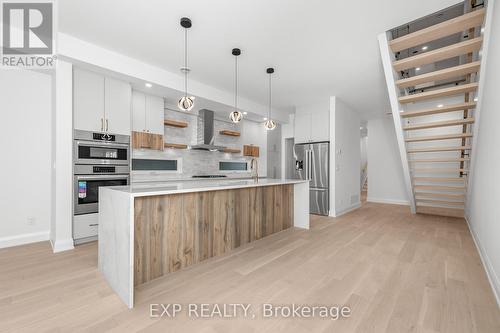 A - 533 Broadhead Avenue, Ottawa, ON - Indoor Photo Showing Kitchen With Upgraded Kitchen