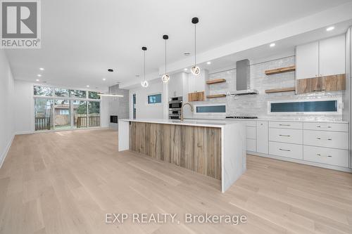 A - 533 Broadhead Avenue, Ottawa, ON - Indoor Photo Showing Kitchen With Upgraded Kitchen