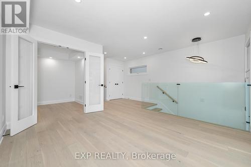 A - 533 Broadhead Avenue, Ottawa, ON - Indoor Photo Showing Other Room