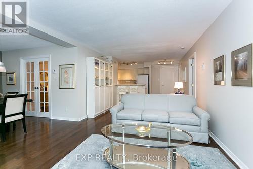 212 - 225 Alvin Road, Ottawa, ON - Indoor Photo Showing Living Room