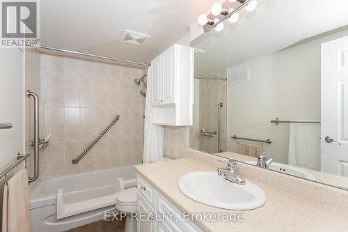 212 - 225 Alvin Road, Ottawa, ON - Indoor Photo Showing Bathroom