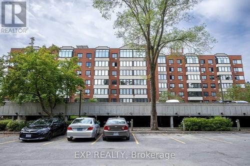 212 - 225 Alvin Road, Ottawa, ON - Outdoor With Facade