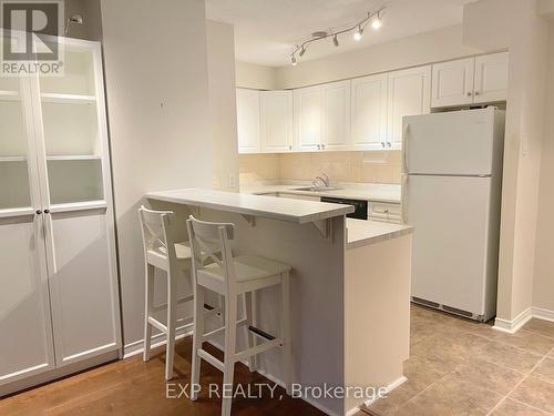 212 - 225 Alvin Road, Ottawa, ON - Indoor Photo Showing Kitchen