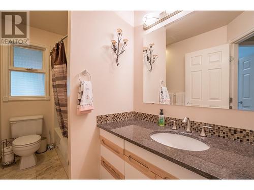 9094 North Nechako Road, Prince George, BC - Indoor Photo Showing Bathroom