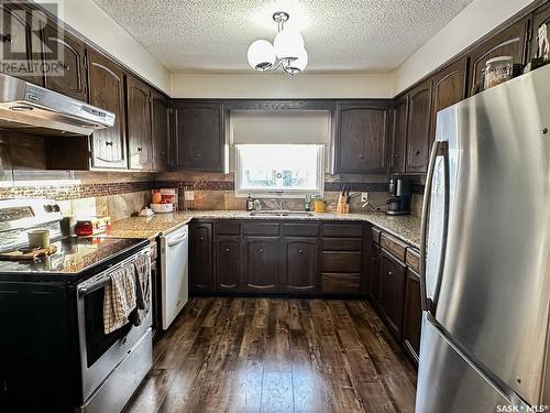 342 28Th Street, Battleford, SK - Indoor Photo Showing Kitchen