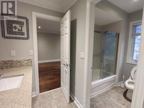 6A Steppingstone Trail, Toronto, ON - Indoor Photo Showing Bathroom