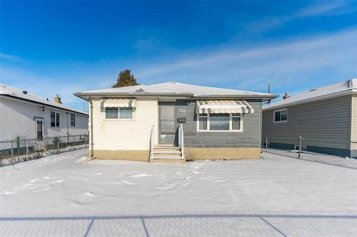 723 Nairn Avenue, Winnipeg, MB - Outdoor