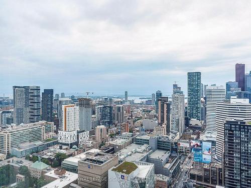 4210-386 Yonge St, Toronto, ON - Outdoor With View