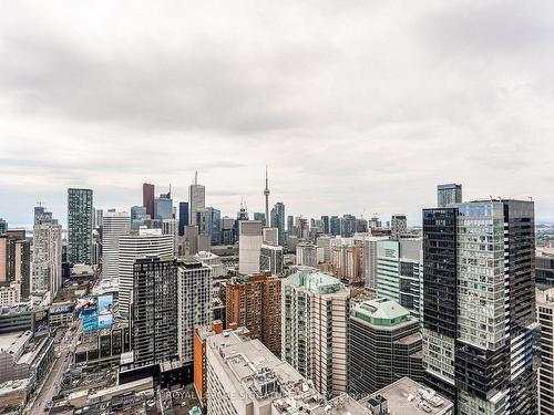 4210-386 Yonge St, Toronto, ON - Outdoor With View