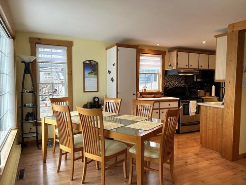 Dining room - 33 Ch. Larochelle, Saint-Claude, QC - Indoor