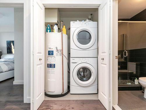 Laundry room - 3801-5150 Rue Buchan, Montréal (Côte-Des-Neiges/Notre-Dame-De-Grâce), QC - Indoor Photo Showing Laundry Room