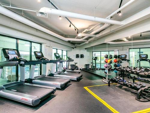 Exercise room - 3801-5150 Rue Buchan, Montréal (Côte-Des-Neiges/Notre-Dame-De-Grâce), QC - Indoor Photo Showing Gym Room