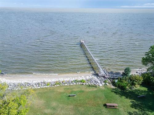 210 Gimli Rd, Matlock, MB 