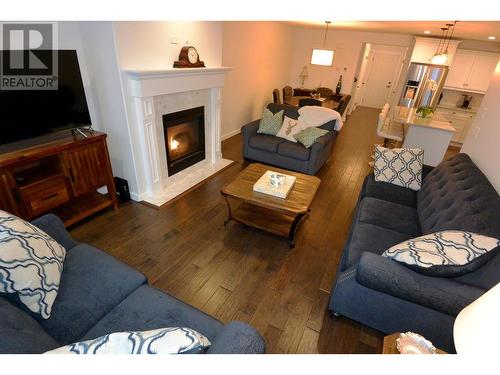 3237 Third Avenue, Smithers, BC - Indoor Photo Showing Living Room With Fireplace