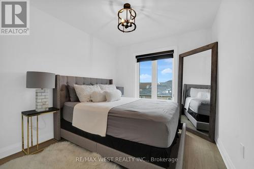 2 - 675 Victoria Road N, Guelph, ON - Indoor Photo Showing Bedroom