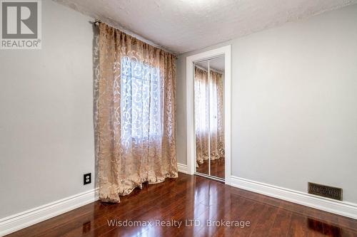 5060 Ontario Avenue, Niagara Falls (210 - Downtown), ON - Indoor Photo Showing Other Room