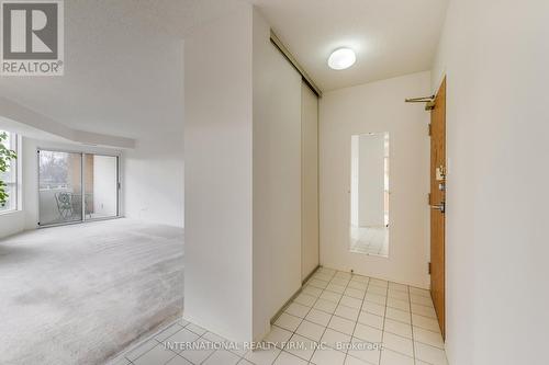 201 - 897 Sheppard Avenue W, Toronto, ON - Indoor Photo Showing Other Room