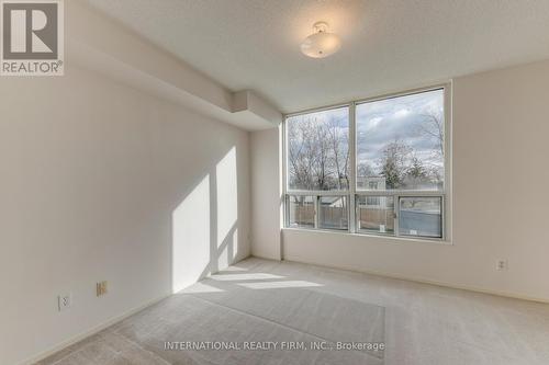 201 - 897 Sheppard Avenue W, Toronto, ON - Indoor Photo Showing Other Room