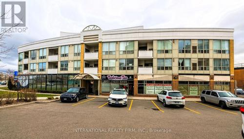 201 - 897 Sheppard Avenue W, Toronto, ON -  Photo Showing Other Room