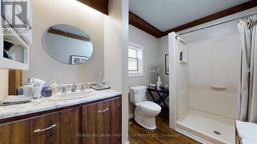 5 Shepherd Road, Whitby, ON - Indoor Photo Showing Bathroom