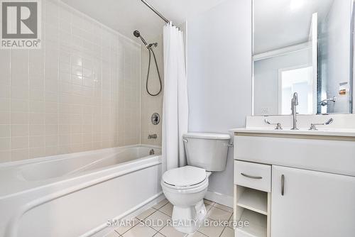 2307 - 38 Lee Centre Drive, Toronto, ON - Indoor Photo Showing Bathroom