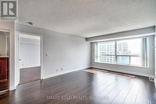 2307 - 38 Lee Centre Drive, Toronto, ON - Indoor