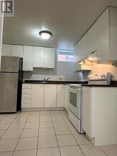 12 Marcus Crescent, Markham, ON - Indoor Photo Showing Kitchen With Double Sink