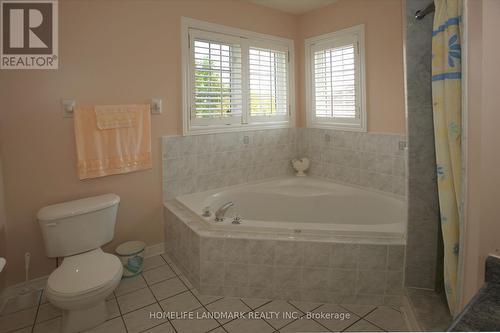 1 Starling Boulevard, Vaughan, ON - Indoor Photo Showing Bathroom