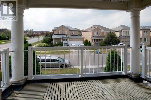 1 Starling Boulevard, Vaughan, ON - Outdoor With Exterior