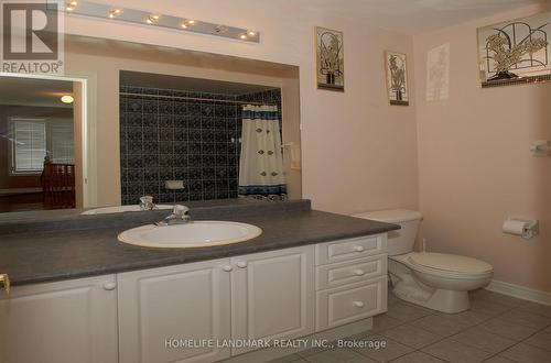 1 Starling Boulevard, Vaughan, ON - Indoor Photo Showing Bathroom