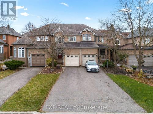 465 Bartholomew Drive, Newmarket, ON - Outdoor With Facade