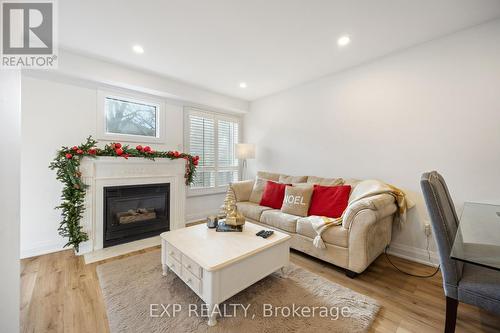 465 Bartholomew Drive, Newmarket, ON - Indoor Photo Showing Living Room With Fireplace