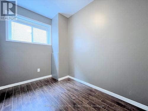 5 Golden Eagle Way, Barrie, ON - Indoor Photo Showing Other Room