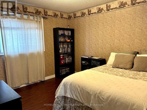 2097 White Dove Circle, Oakville, ON - Indoor Photo Showing Bedroom