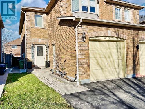 3931 Stoneham Way, Mississauga, ON - Outdoor