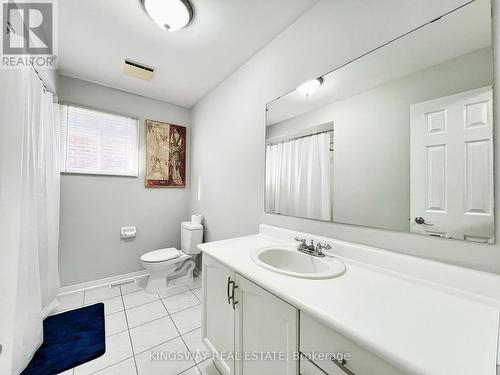 3931 Stoneham Way, Mississauga, ON - Indoor Photo Showing Bathroom