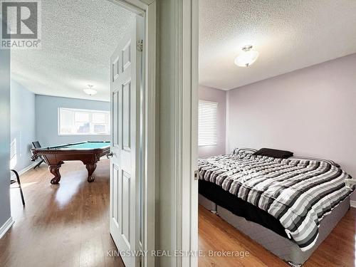 3931 Stoneham Way, Mississauga, ON - Indoor Photo Showing Bedroom