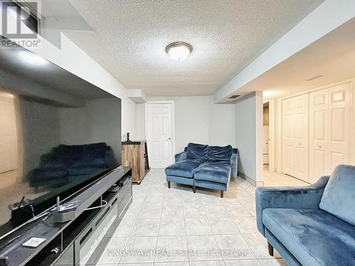 3931 Stoneham Way, Mississauga, ON - Indoor Photo Showing Other Room