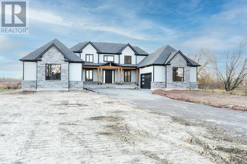 256 Mountain Road, Grimsby, ON - Outdoor With Facade