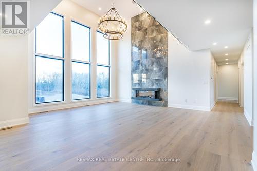 256 Mountain Road, Grimsby, ON - Indoor Photo Showing Other Room With Fireplace