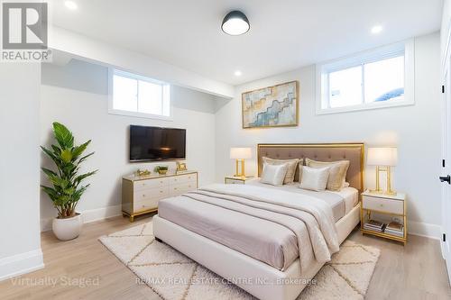 256 Mountain Road, Grimsby, ON - Indoor Photo Showing Bedroom