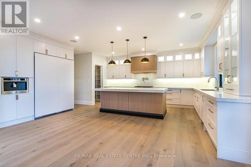 256 Mountain Road, Grimsby, ON - Indoor Photo Showing Kitchen