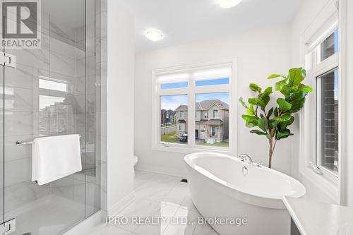 5 Cattail Crescent, Hamilton, ON - Indoor Photo Showing Bathroom