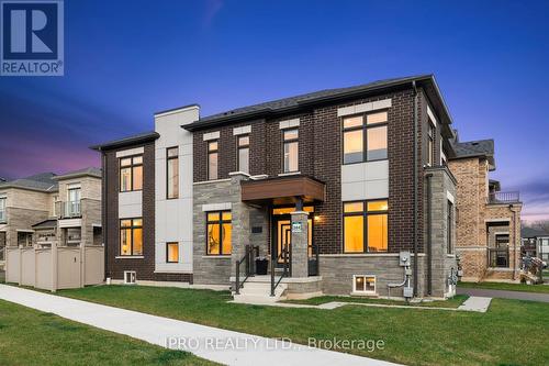 5 Cattail Crescent, Hamilton, ON - Outdoor With Facade