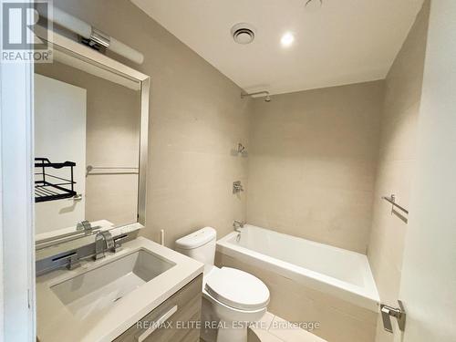 703 - 224 King Street, Toronto, ON - Indoor Photo Showing Bathroom