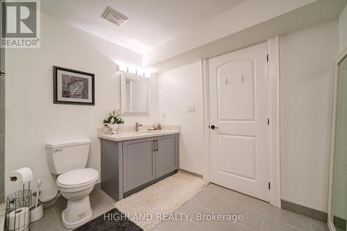 1453 Falconridge Court, Mississauga, ON - Indoor Photo Showing Bathroom