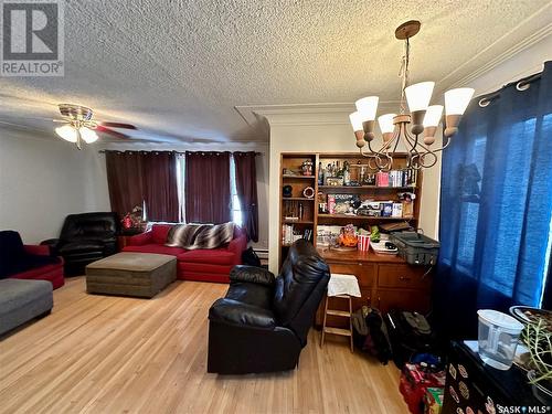 2450 Edgar Street, Regina, SK - Indoor