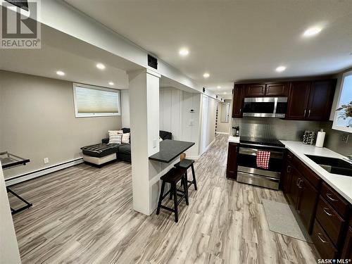 2450 Edgar Street, Regina, SK - Indoor Photo Showing Kitchen