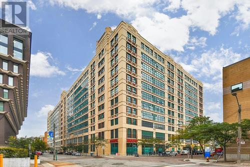 655 - 155 Dalhousie Street, Toronto, ON - Outdoor With Facade